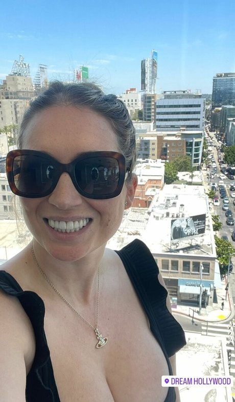 Sarah Cruddas onlyfans for free