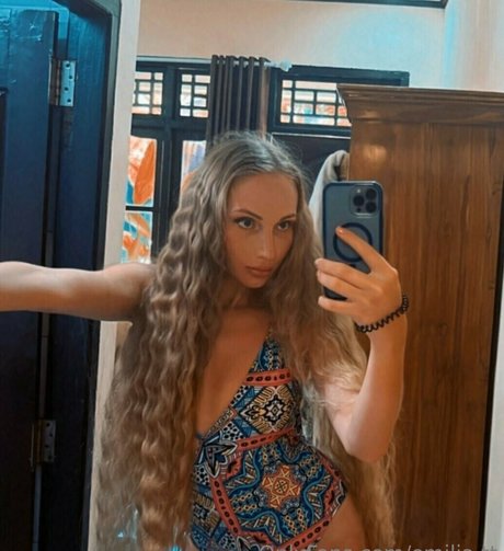 emilia tt onlyfans leaj