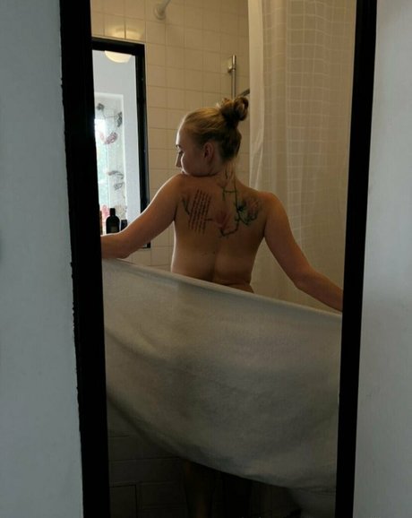 emilia tt onlyfans leaks