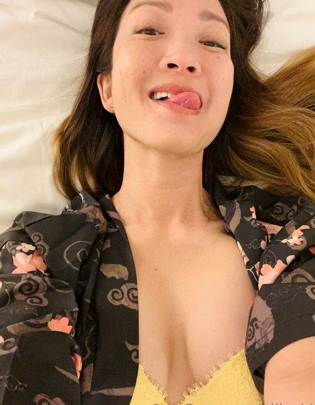 hiiisuki onlyfans leaked tits