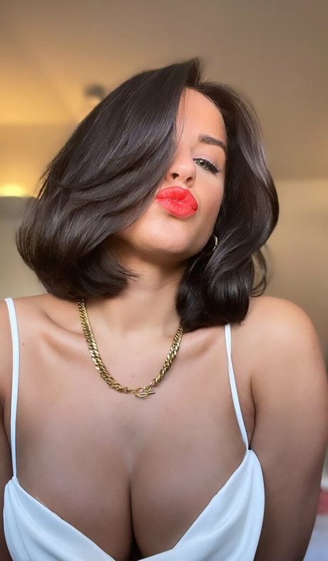 Georgia May Foote free onlyfans