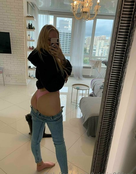 kristinevans01 onlyfans model