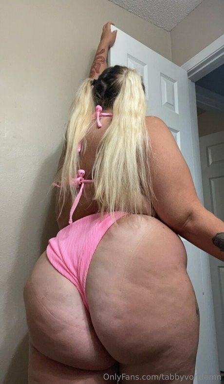 TabbyVonDAMN onlyfans nudes