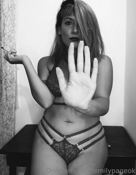 emilypageok onlyfans nudes porn