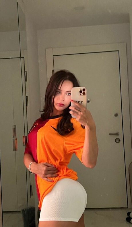 gizemsavagex onlyfans content