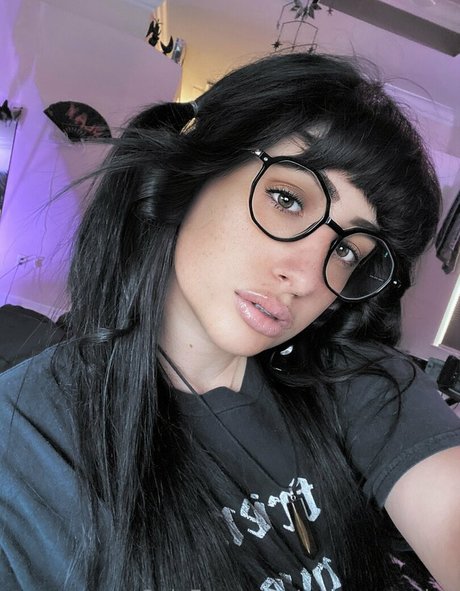 poppycarmine new onlyfans leaks