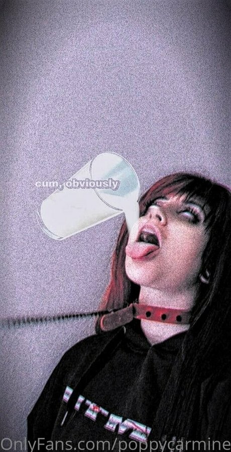 poppycarmine onlyfans free content