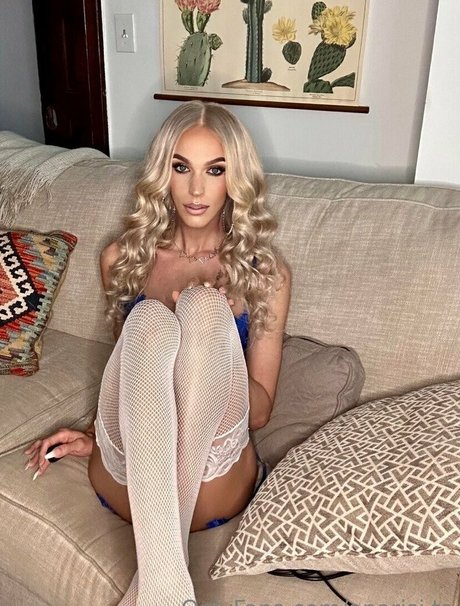 aparisi ts onlyfans pics nude