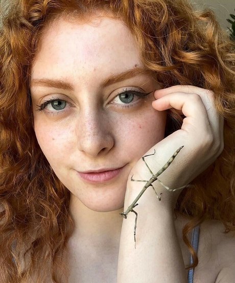 Octavia Marlowe leaked onlyfans pics