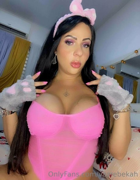 vazrebekah nude on onlyfans