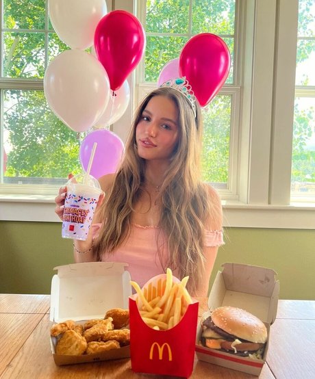 Sylvia Snyders onlyfans leaks xxx