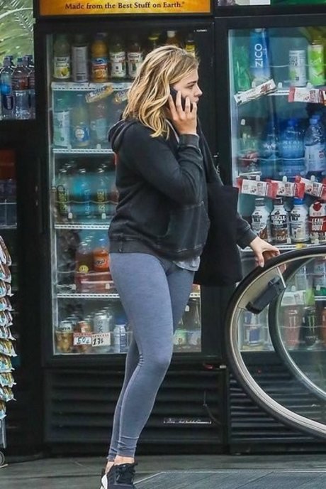 Chloe Grace Moretz leaked onlyfans naked