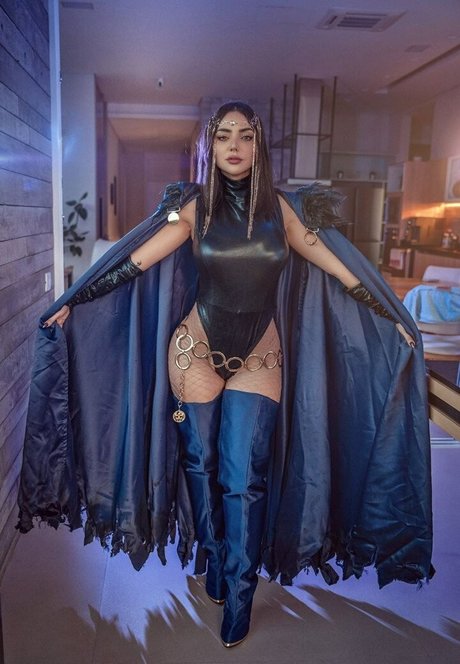 Nyvi Estephan only fans porn