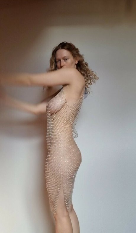 luizaconlaz onlyfans nude leaked