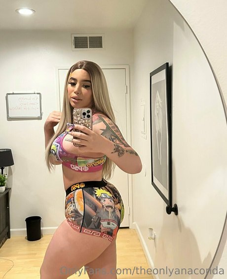 theonlyanaconda only fans leak nude