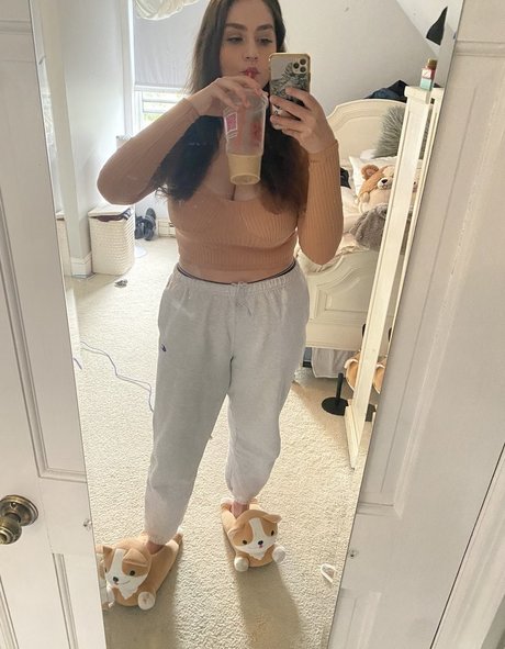 Elisabeth Marchini onlyfans sex leak