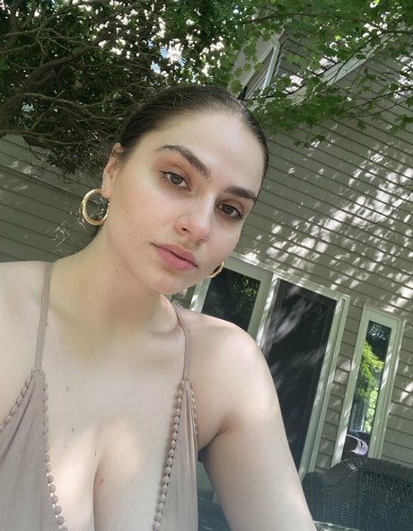 Elisabeth Marchini nude onlyfans pics