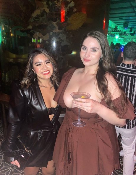 Elisabeth Marchini onlyfans model