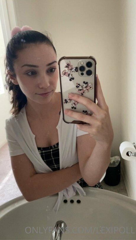 Lexi Poll ASMR nude onlyfans leak