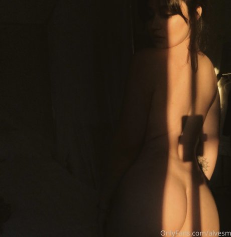 Michele Alves onlyfans model