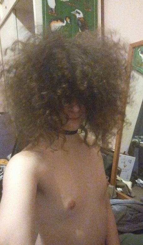 LinusFrog onlyfans star