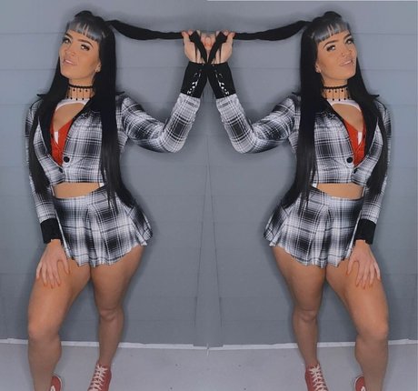 Steph De Lander onlyfans images