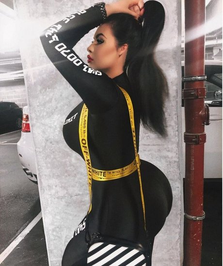 sxmonne only fans naked