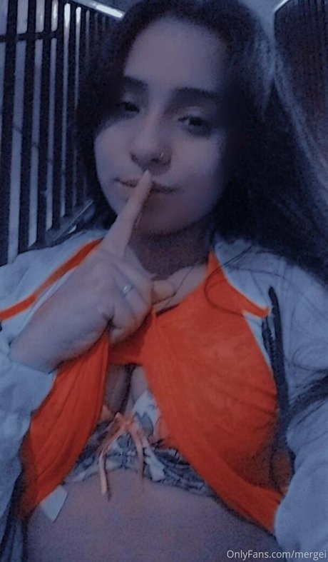 yiyisweetcousin naked onlyfans