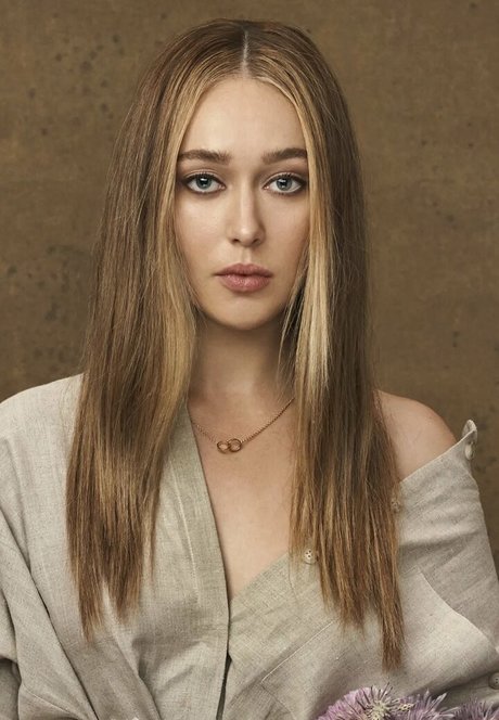 Alycia Debnam Carey onlyfans leams