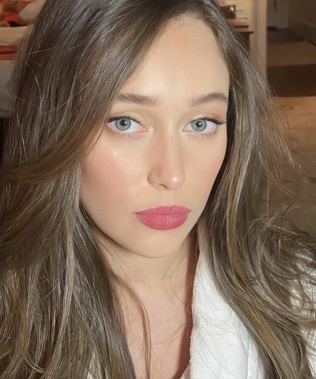 Alycia Debnam Carey onlyfans fuck