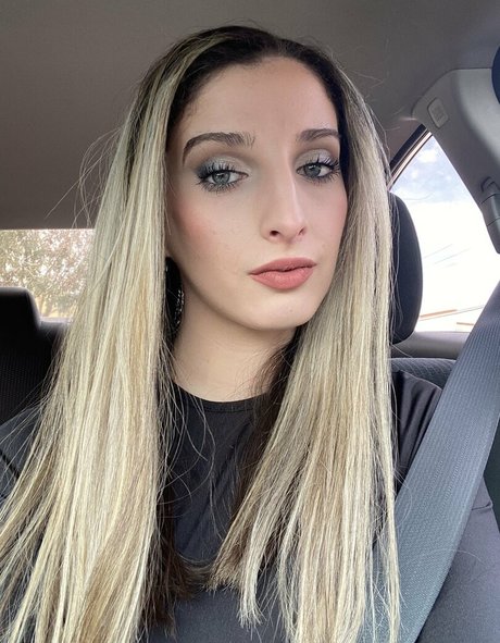 Yanellis Linares leak onlyfans