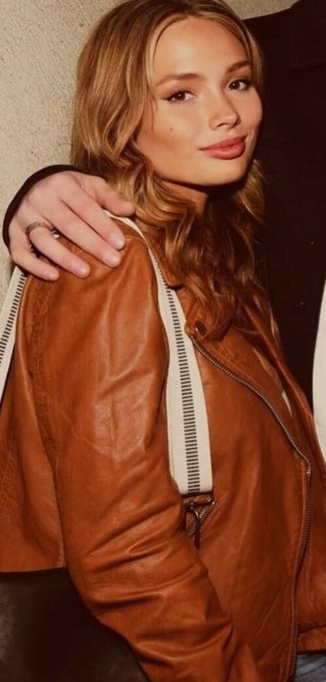 Natalie Alyn Lind onlyfans pics leaked