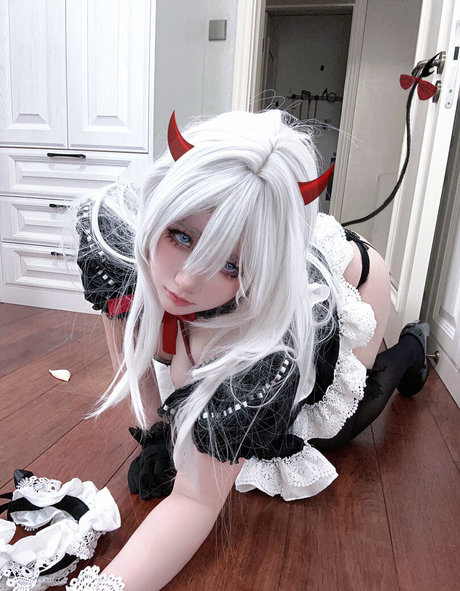 SuperBitchBecky on onlyfans