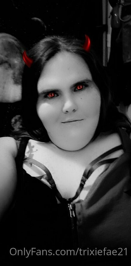 trixiefae21 onlyfans archives