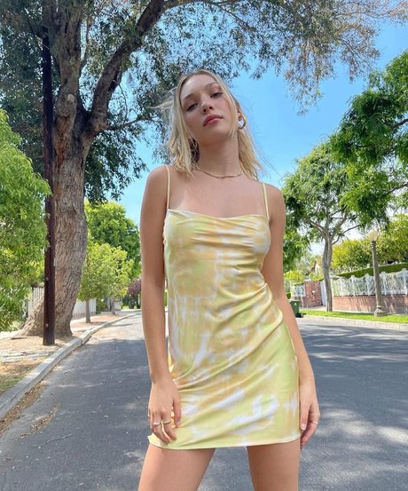 Maddie Ziegler onlyfans leak