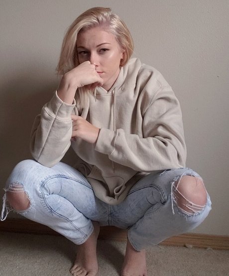 Kruzader nude onlyfans pics