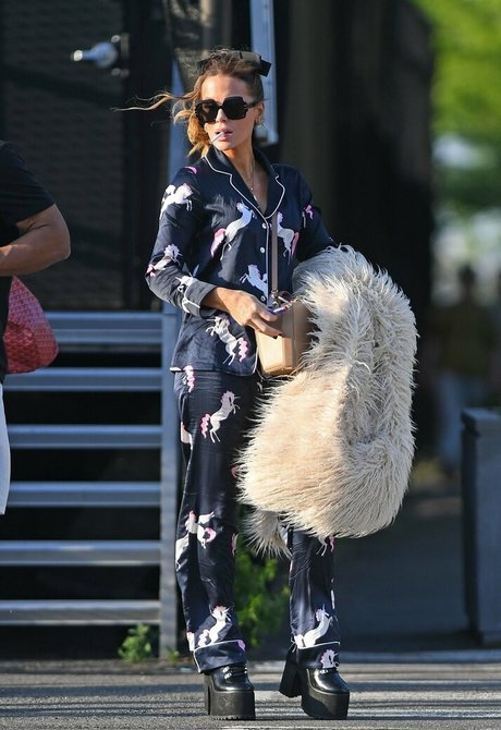 Kate Beckinsale onlyfans nude leaked