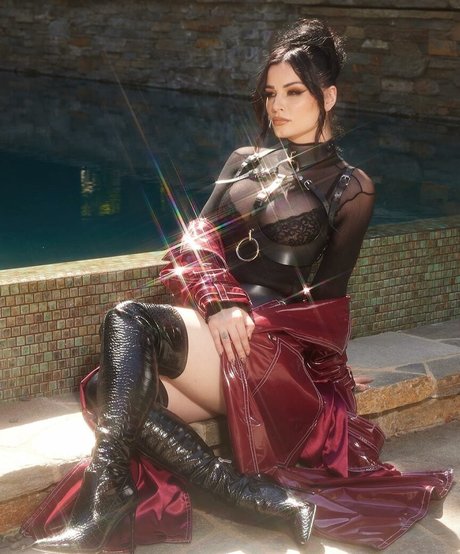 Saraya Bevis onlyfans sextape