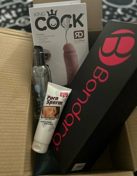 whatalittleriotfree onlyfans nude leaked