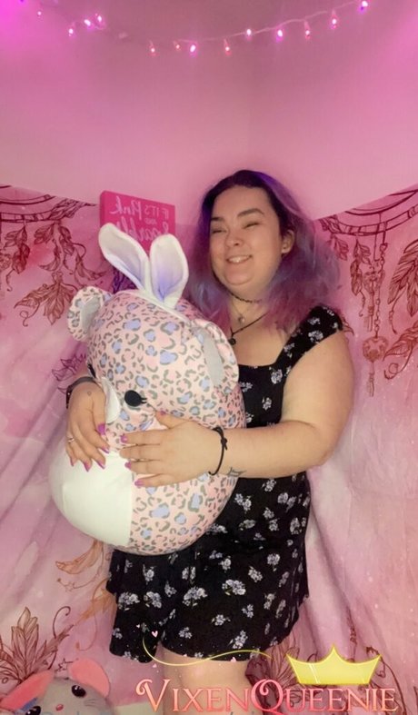 vixenqueenie onlyfans leaka