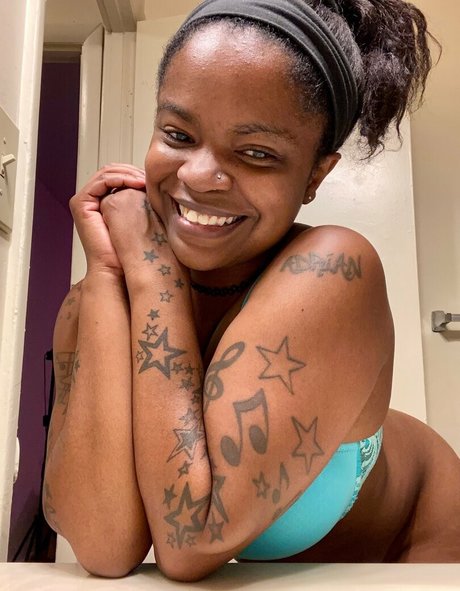 yummybrownfox only fans leaked porn