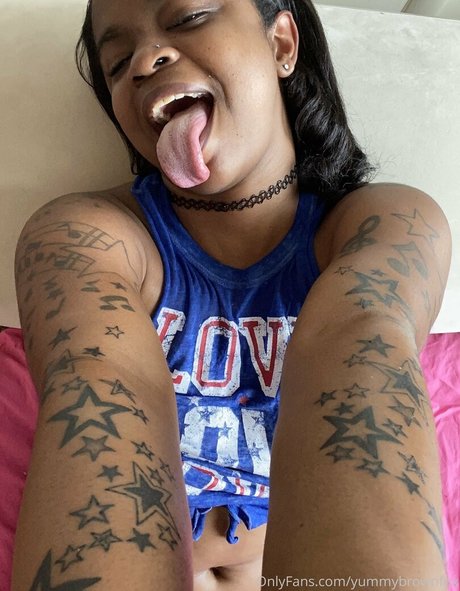 yummybrownfox onlyfans explicit content