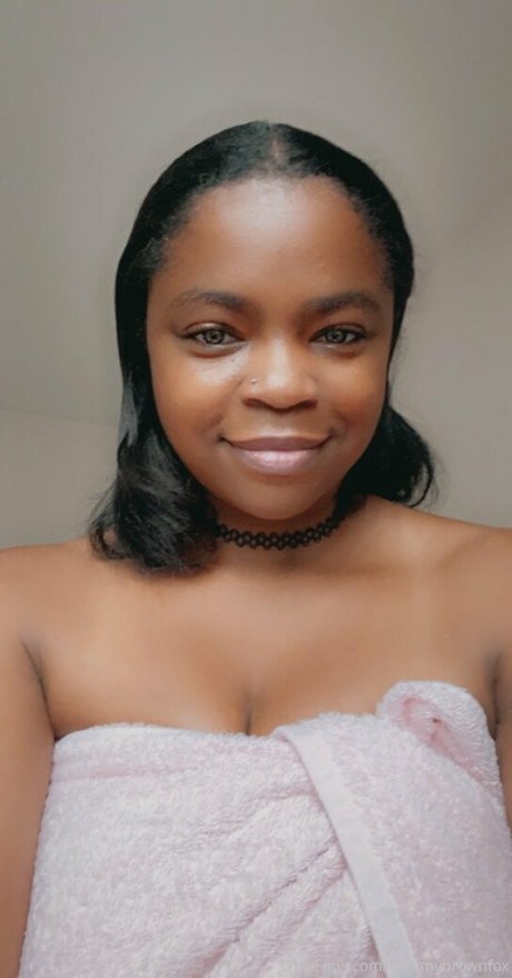 yummybrownfox naked onlyfans leaks