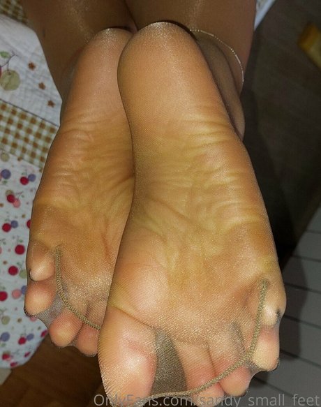 sandy small feet onlyfans fuck