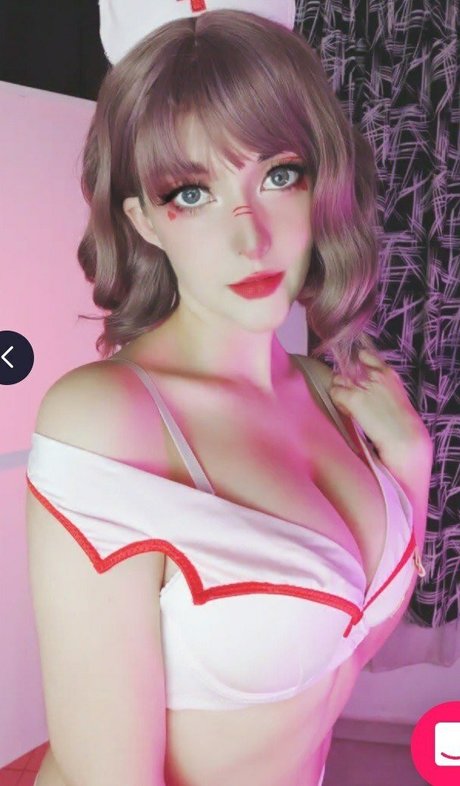 Nash Clive boobs onlyfans