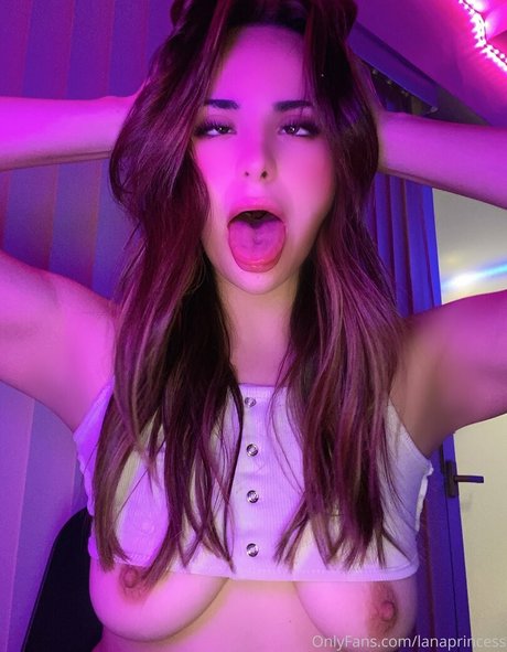 avianaviolet onlyfans leaked pics