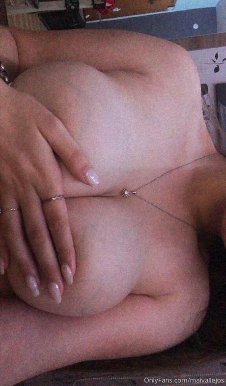 maivallejos onlyfans leaked.