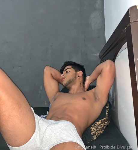 marciomendes onlyfans leaked tits