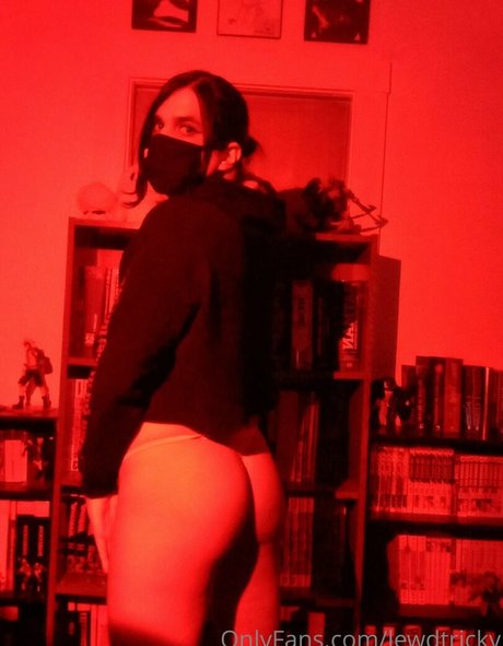 lewdtricky nudes onlyfans leak