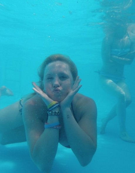 Katy Yardley onlyfans ass